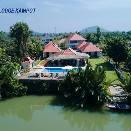 Bluebird Lodge กำปอต ภายนอก รูปภาพ