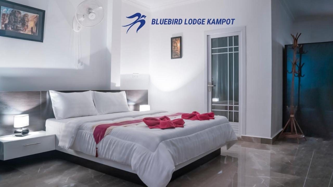 Bluebird Lodge กำปอต ภายนอก รูปภาพ